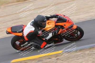 media/Sep-11-2022-SoCal Trackdays (Sun) [[81b7e951af]]/Turn 9 Inside (910am)/